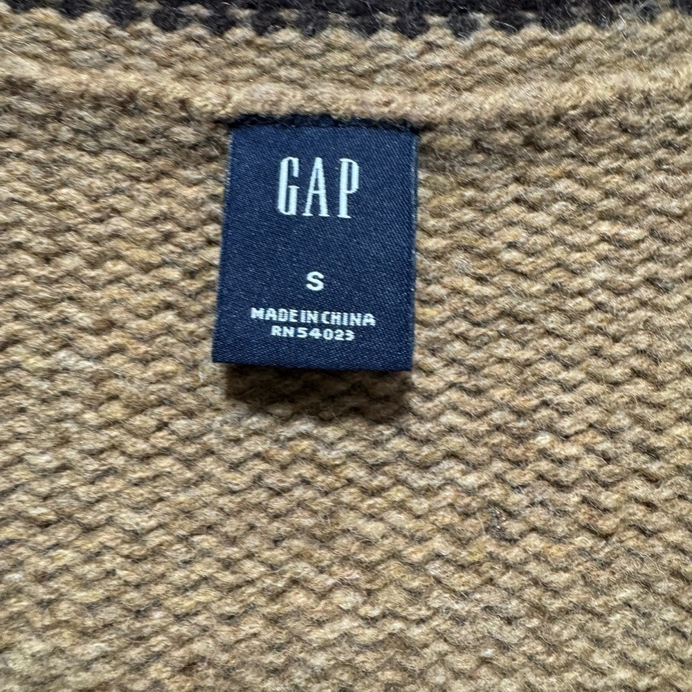 GAP Tan and Pink Patterned Cardigan Sweater - Picture 4 of 8